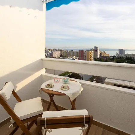 Anita Apartment